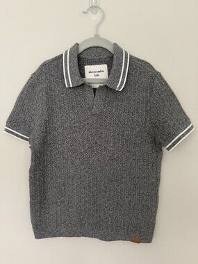 abercrombie kids skipper knit polo size 5/6 grey